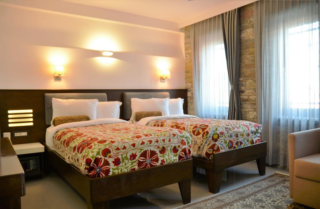 Ayasoluk Hotel & Restaurant Selçuk Bilik gambar